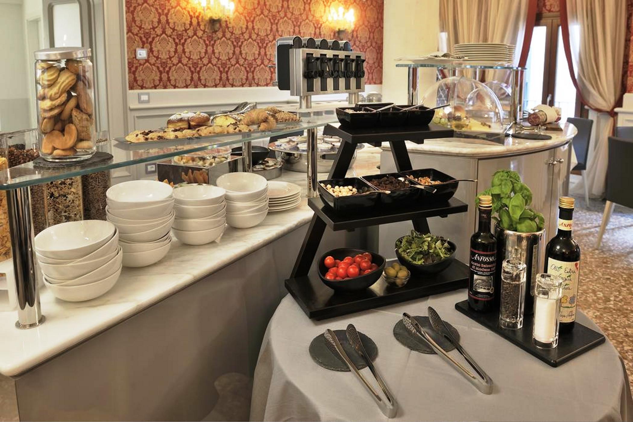 Al Theatro Palace Hotel Venedig